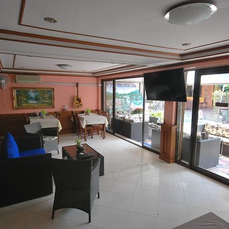 Kingfisher House & Bar Pattaya Esterno foto