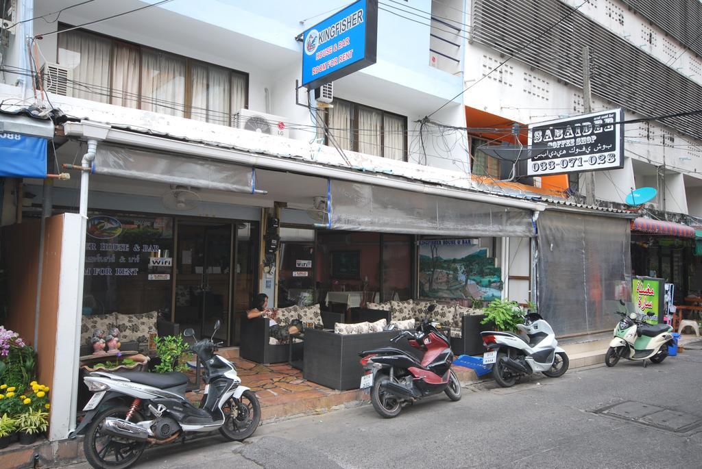 Kingfisher House & Bar Pattaya Esterno foto