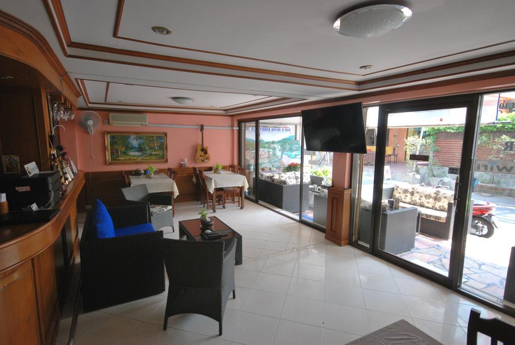 Kingfisher House & Bar Pattaya Esterno foto